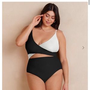 Summersalt The Sea Breeze Cutout One-Piece black and white